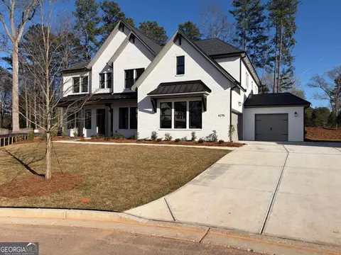 4275 Hawthorn Cir, Alpharetta, GA 30022