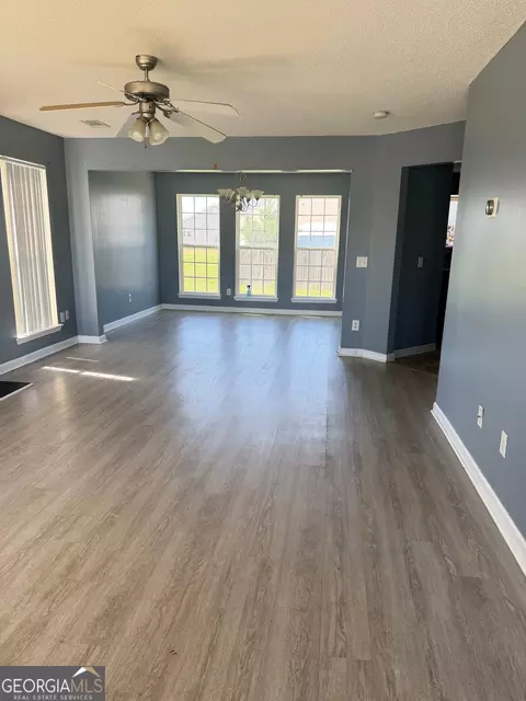 508 Timberwind Dr, Byron, GA 31008 photo 3