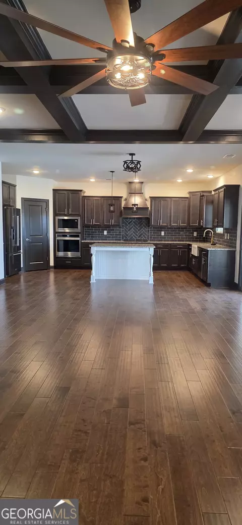 Kitchen - 40 Hollyhock Ln, Covington, GA 30014 photo 6 of 12