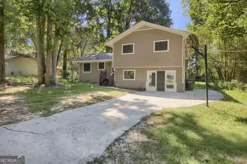 3486 Centerville Ln, Snellville, GA 30039