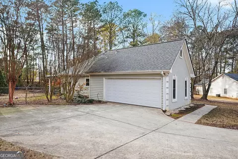 Exterior - 45 Sunset Ct, Covington, GA 30016 photo 3 of 3