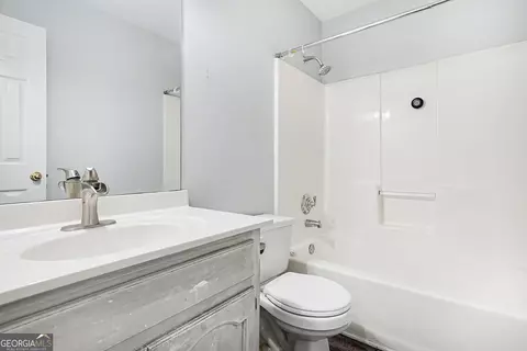 Bath - 45 Sunset Ct, Covington, GA 30016 photo 1 of 3