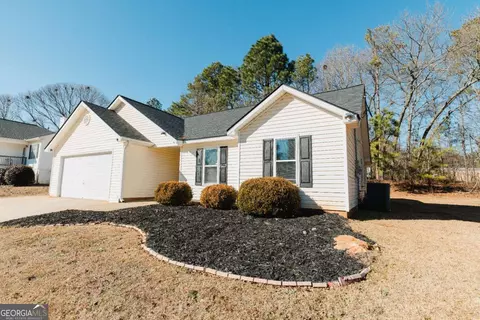 8724 Post Oak Dr, Winston, GA 30187