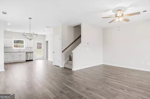 Living - 5 Morningside Ct, Thomaston, GA 30286 photo 1 of 4