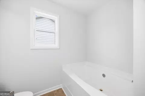 Entry Way - 5 Morningside Ct, Thomaston, GA 30286 photo 3 of 3