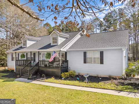 466 Grove Pointe Ct, Locust Grove, GA 30248