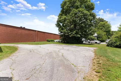 Exterior - 592 N Main St, Cornelia, GA 30531 photo 5 of 5