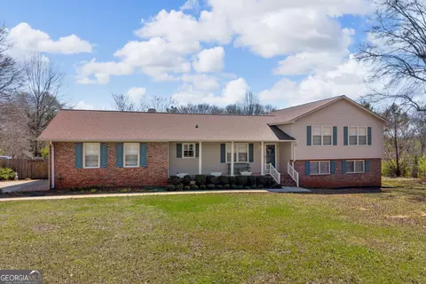 80 Riverbend Cir, Royston, GA 30662