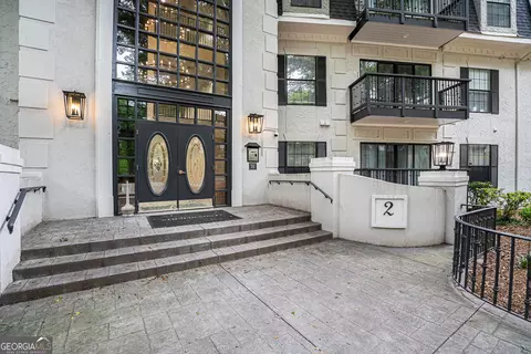 2106 Pine Heights Dr, Atlanta, GA 30324