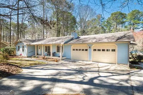 205 Woodland Dr, Zebulon, GA 30295