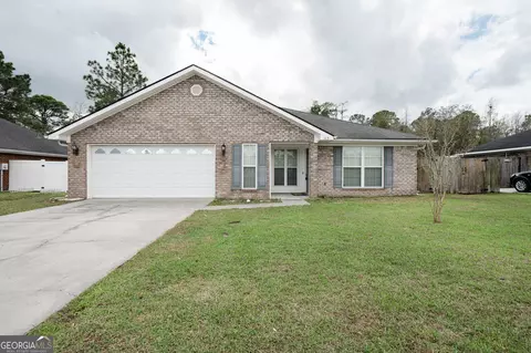 113 Grandview Dr, Hinesville, GA 31313