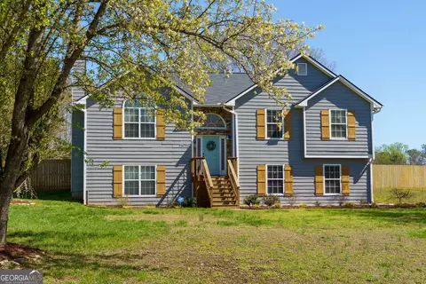 8015 Estee Dr, Cumming, GA 30028