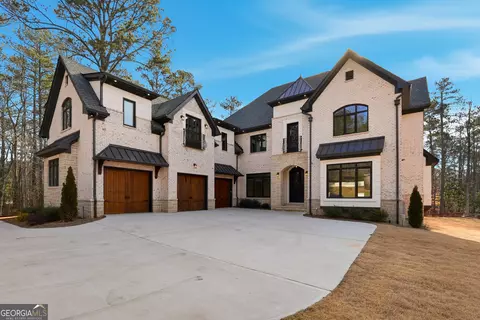 10765 Shallowford Rd, Roswell, GA 30075