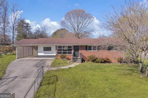 208 Cherry St, Toccoa, GA 30577