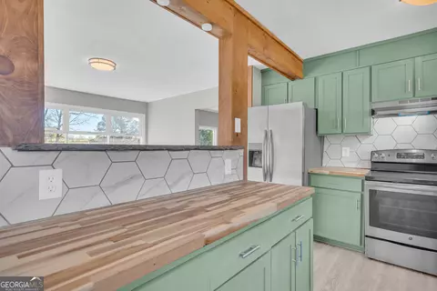 Kitchen - 208 Cherry St, Toccoa, GA 30577 photo 1 of 4