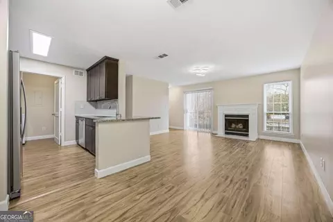 120 Granville Ct, Atlanta, GA 30328