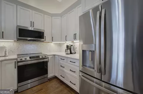 Kitchen - 1 E 3rd Ave UNIT 313, Rome, GA 30161 photo 4 of 7