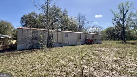 265 Big Cypress Dr, Bloomingdale, GA 31302