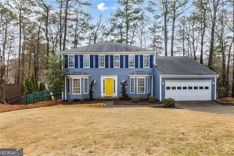 655 Cranberry Ct, Roswell, GA 30076