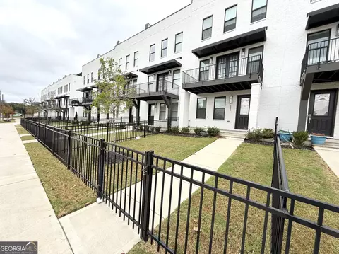 1031 Robert Smalls Way, Atlanta, GA 30318
