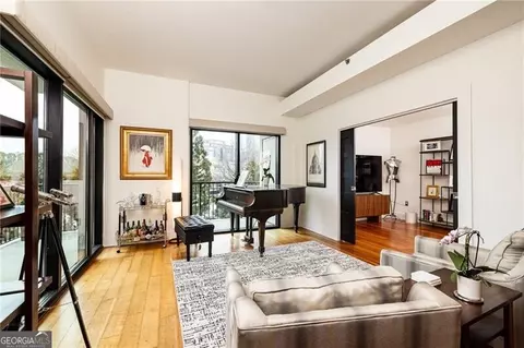 Undisclosed, Dunwoody, GA 30346