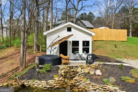 710 Lumber Company Rd, Talking Rock, GA 30175