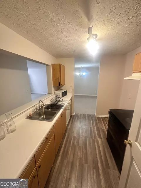 3219 Fairington Dr, Lithonia, GA 30038