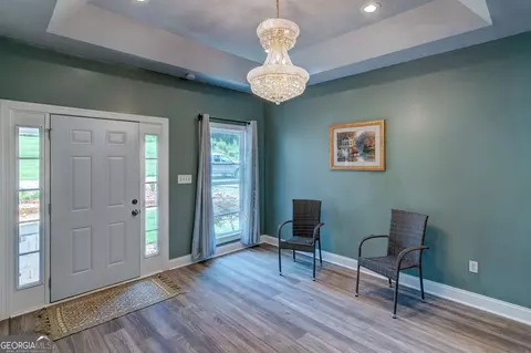 Entry Way - 1010 Lakeland Dr, Toccoa, GA 30577 photo 3 of 3