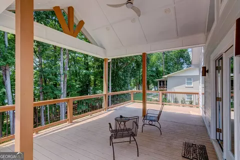 Exterior - 1010 Lakeland Dr, Toccoa, GA 30577 photo 9 of 9