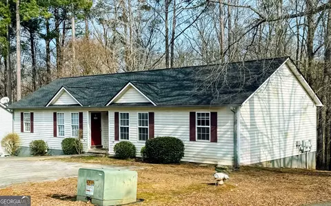 1949 Karen Cir, Milledgeville, GA 31061