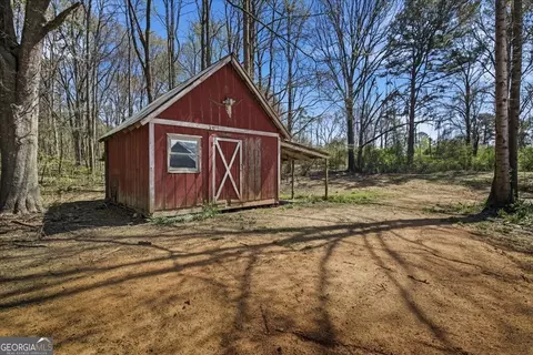 Exterior - 160 Briar Patch Rd, Covington, GA 30014 photo 11 of 12