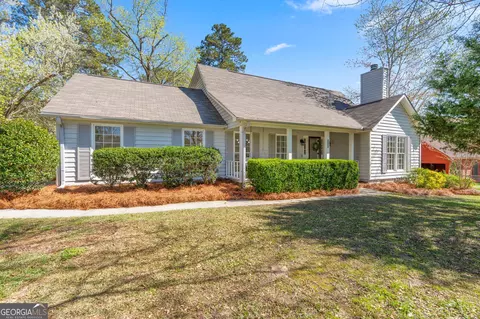 6806 Bay Point Dr, Macon, GA 31220