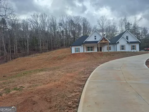 Exterior - 606 Old River Rd, Cornelia, GA 30531 photo 2 of 2