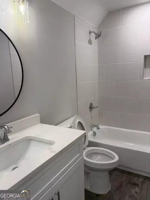 Bath - 606 Old River Rd, Cornelia, GA 30531 photo 1 of 4