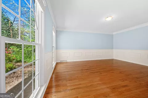 Living - 73 Ridgeview Hts, Toccoa, GA 30577 photo 3 of 8