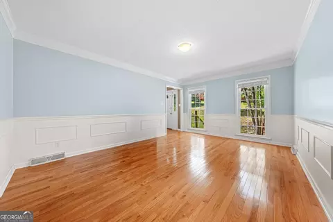 Living - 73 Ridgeview Hts, Toccoa, GA 30577 photo 4 of 8