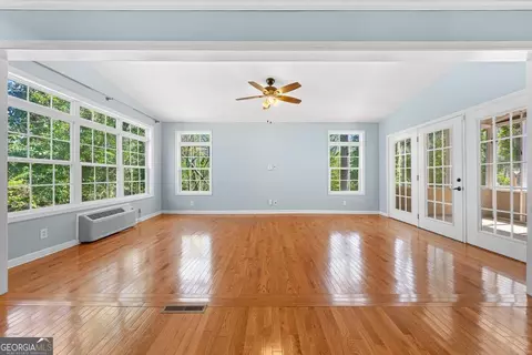 Living - 73 Ridgeview Hts, Toccoa, GA 30577 photo 8 of 8