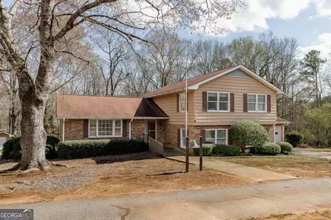 1120 Brittain Estates Dr, Watkinsville, GA 30677