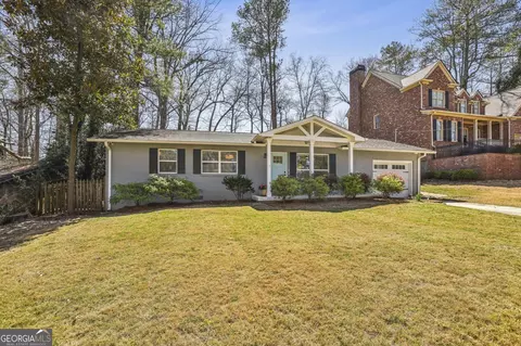 2771 Pangborn Rd, Decatur, GA 30033