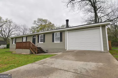 335 Poplar Ave, Social Circle, GA 30025
