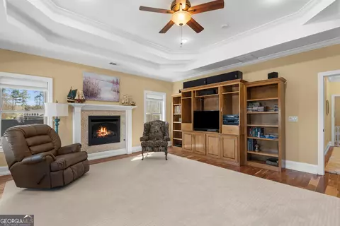 Living - 122 Bell Rd, Jackson, GA 30233 photo 2 of 2