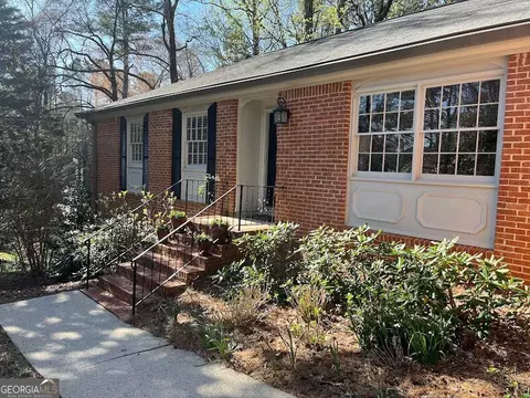 2160 Jay Ln SE, Smyrna, GA 30080