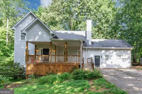 244 Freestone Ln, Dallas, GA 30132