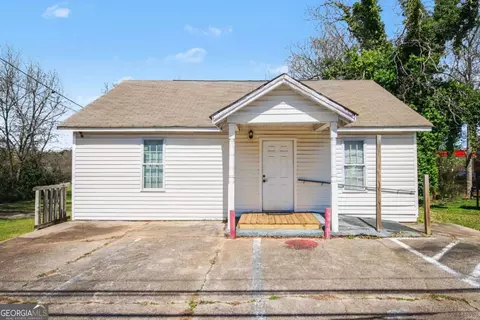 33 Fair St, Newnan, GA 30263
