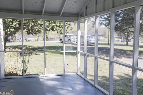 Exterior - 98 Hearn Rd, Lagrange, GA 30240 photo 9 of 17