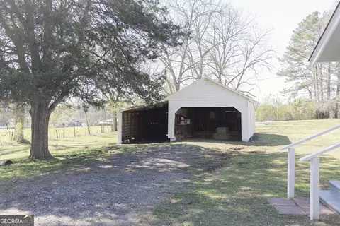 Exterior - 98 Hearn Rd, Lagrange, GA 30240 photo 5 of 17
