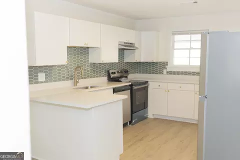Kitchen - 98 Hearn Rd, Lagrange, GA 30240 photo 1 of 4