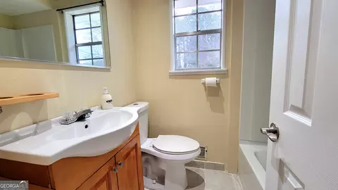 Bath - 6418 Maddox Rd, Morrow, GA 30260 photo 3 of 7