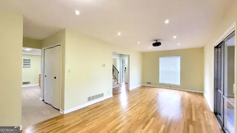 Living - 6418 Maddox Rd, Morrow, GA 30260 photo 5 of 12