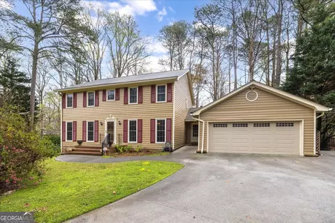 1942 Musket Ct, Smoke Rise, GA 30087